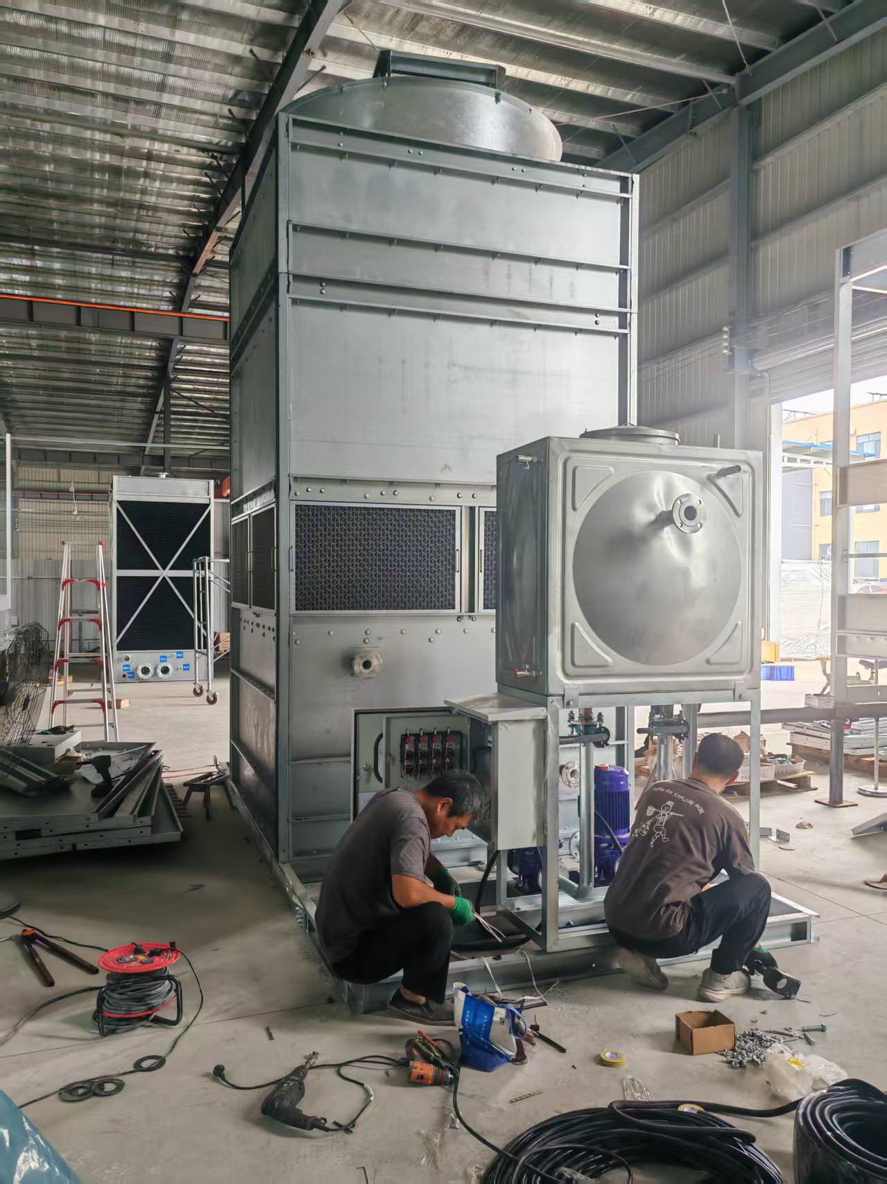 Lançamento da Torre Fechada de Contracorrente SM-BN